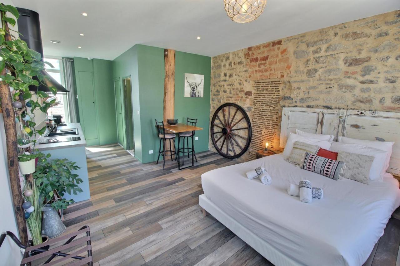 Appartement Centre-Ville Avec Terrasse Rustique วานส์ ภายนอก รูปภาพ